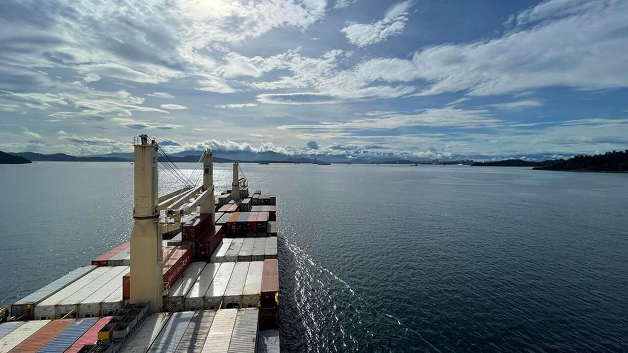 Ocean view from a vessel 