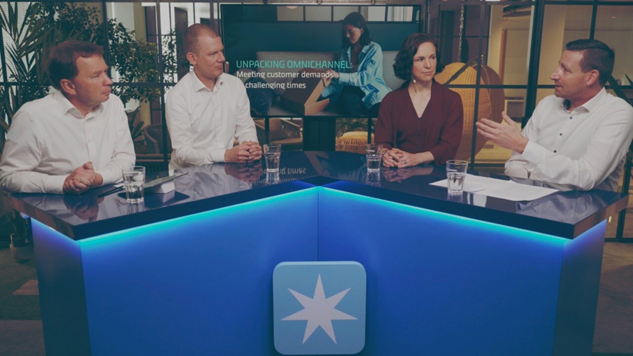 People at omnichannel webinar