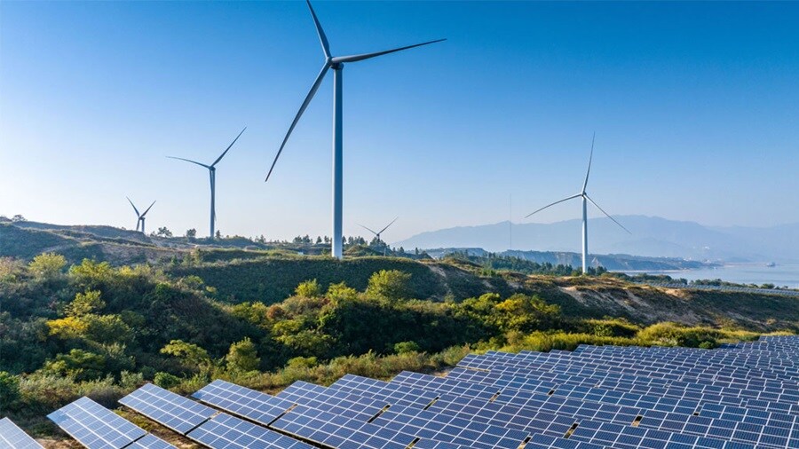 Aerogeneradores, paneles solares 