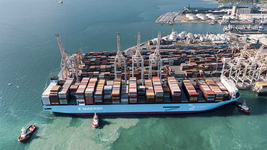 Astrid Maersk, second large vessel that can run on green methanol arrives in Koper, Slovenia for the very first time.