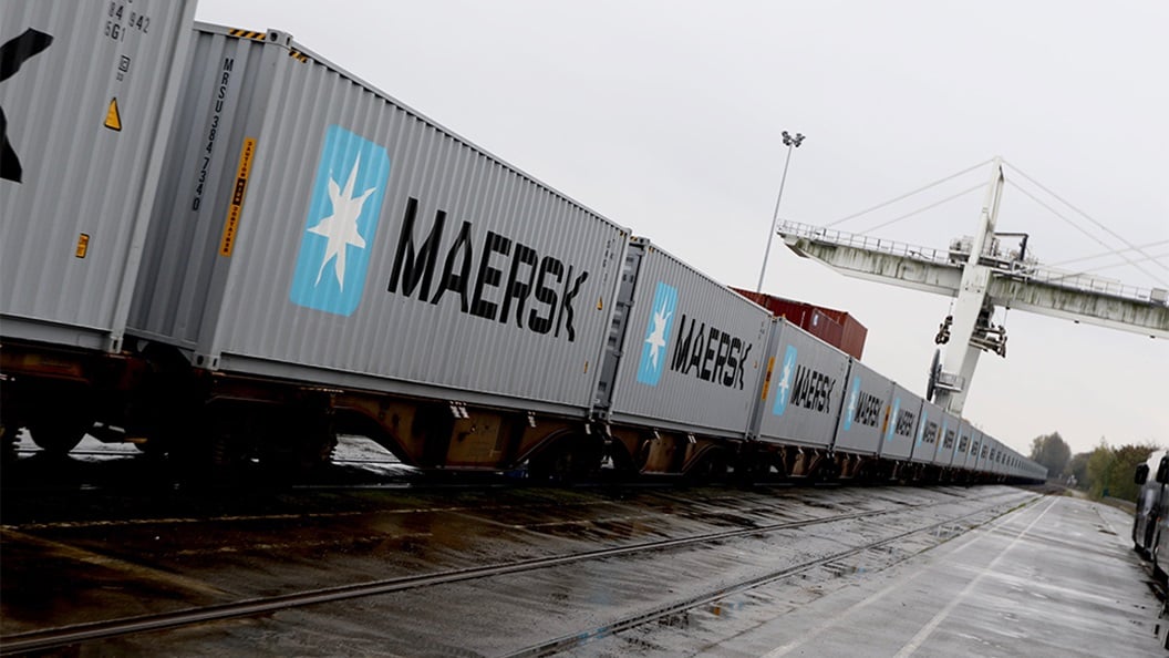 Maersk arranges a block train from Japan to UK carrying sportswear and accessories.