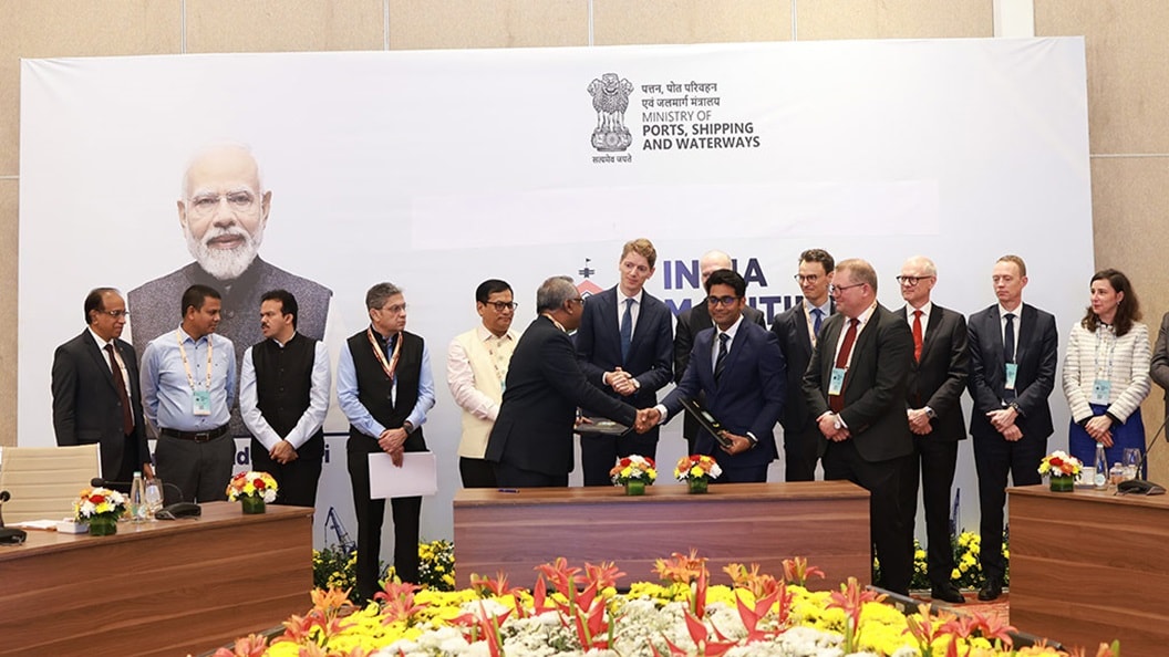 MoU signing in presence of Honourable Minister Sonowal ji and Robert Uggla, Chairman of the Supervisory Board of A.P. Moller - Maersk