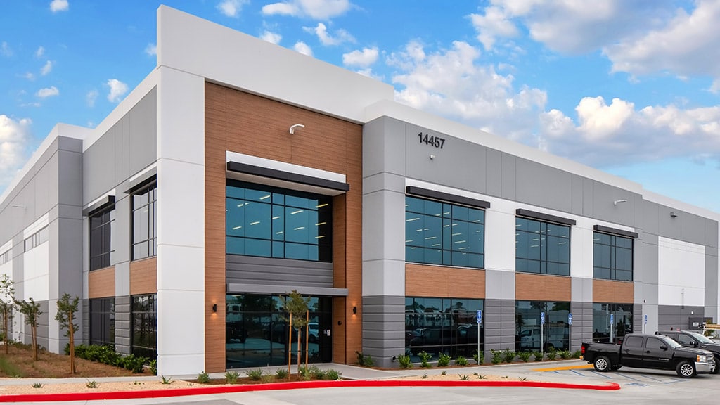 Maersk Expands Ground Freight Network with New Fontana, CA Facility | Maersk